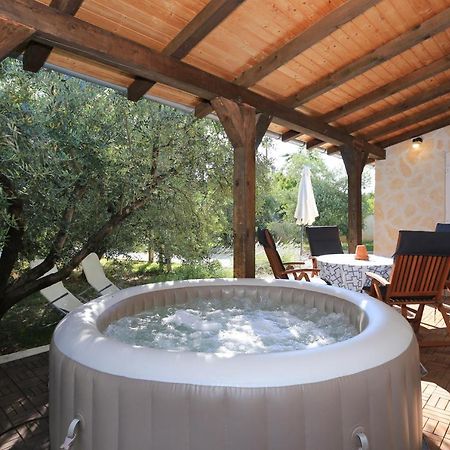 Hacienda Mia With Yacuzzi And Free Parking Zara Esterno foto