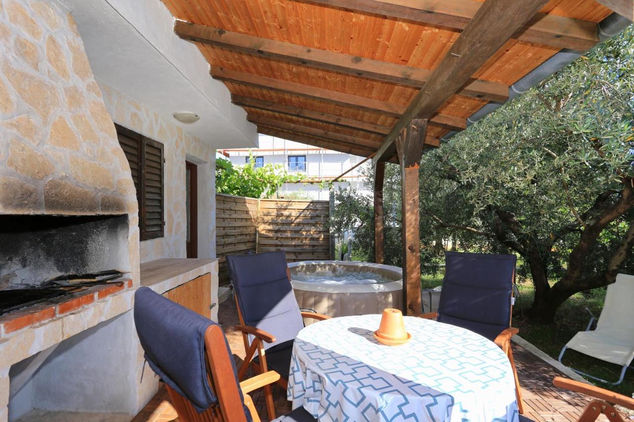 Hacienda Mia With Yacuzzi And Free Parking Zara Esterno foto